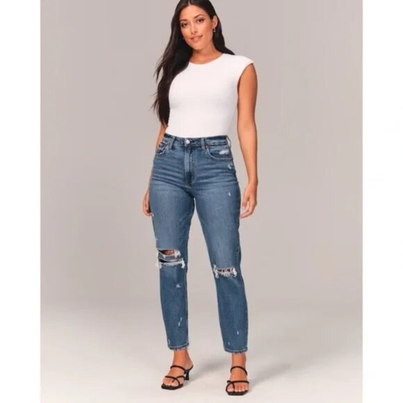 Abercrombie & Fitch Curve Love High Rise Mom Jeans Distressed Denim Sz 27 4R - Picture 1 of 11